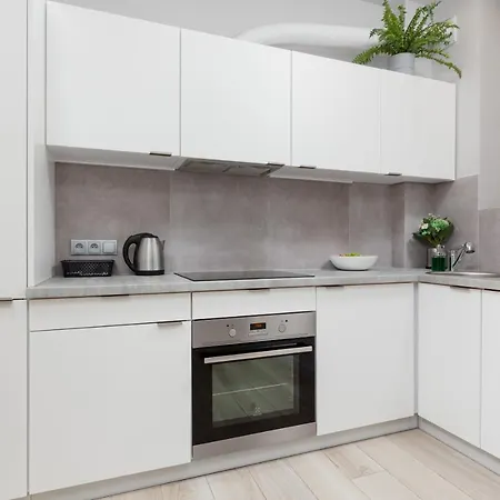 Center Hoza By Renters Апартаменты *