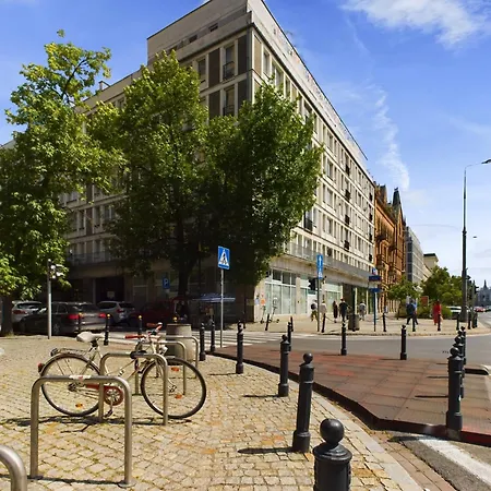 Center Hoza By Renters *