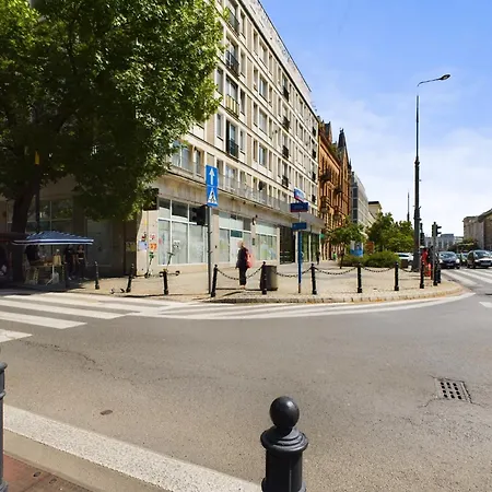 Center Hoza By Renters Varsovie