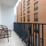 Center Hoza By Renters *