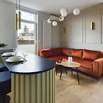 Center Hoza By Renters * وارسو